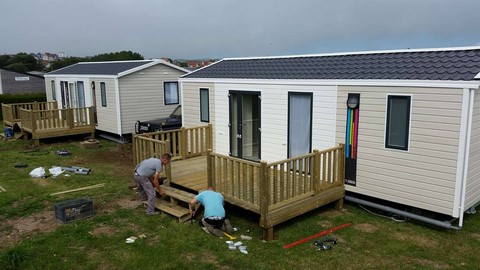 Terrasse en bois de mobil home