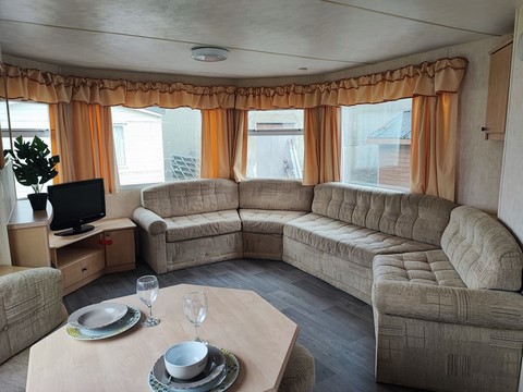 BK Parkstone 2ch