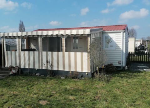 Trigano sur camping avec piscine